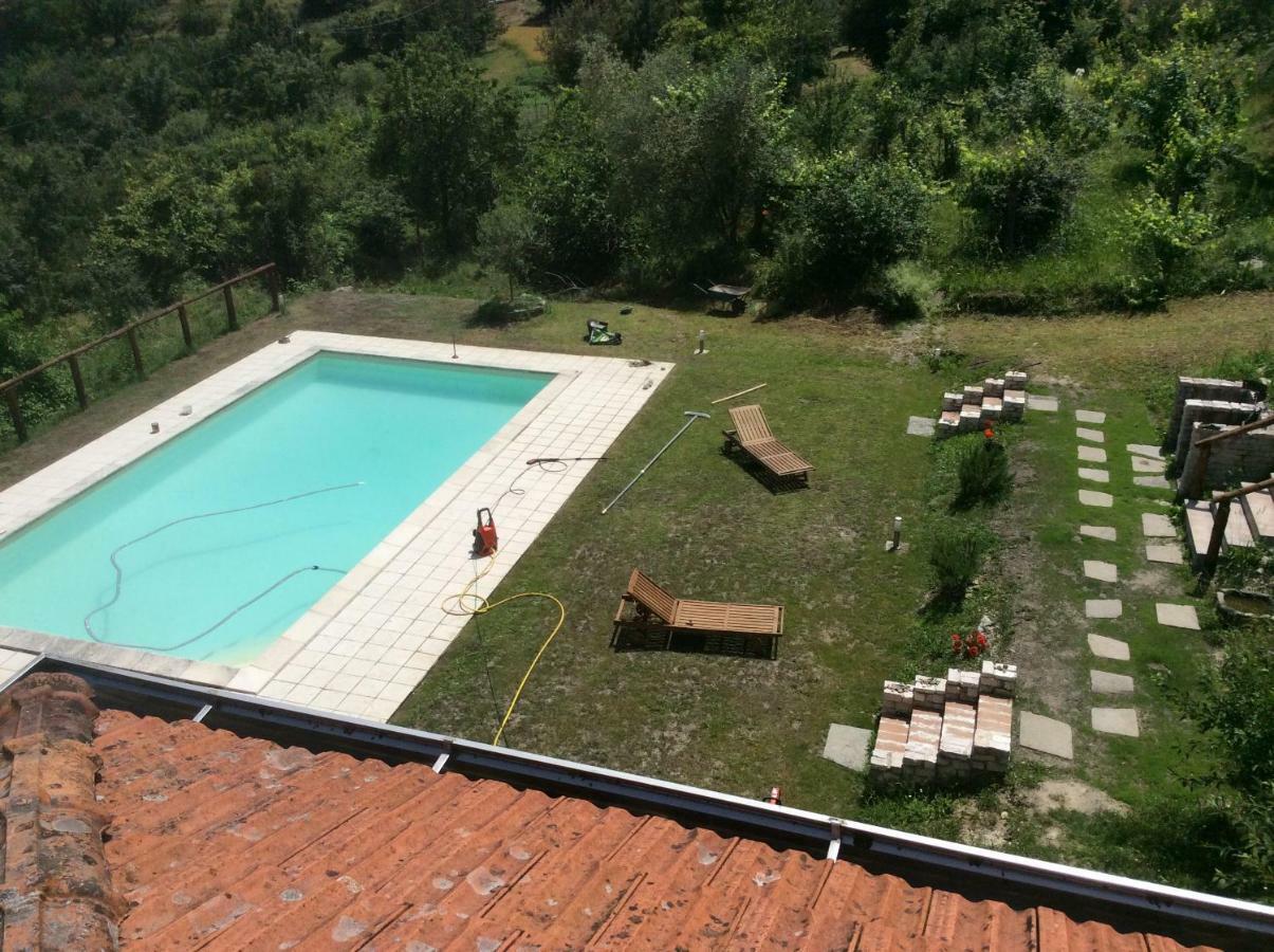 Affittacamere Le Apuane Mezzana  Esterno foto